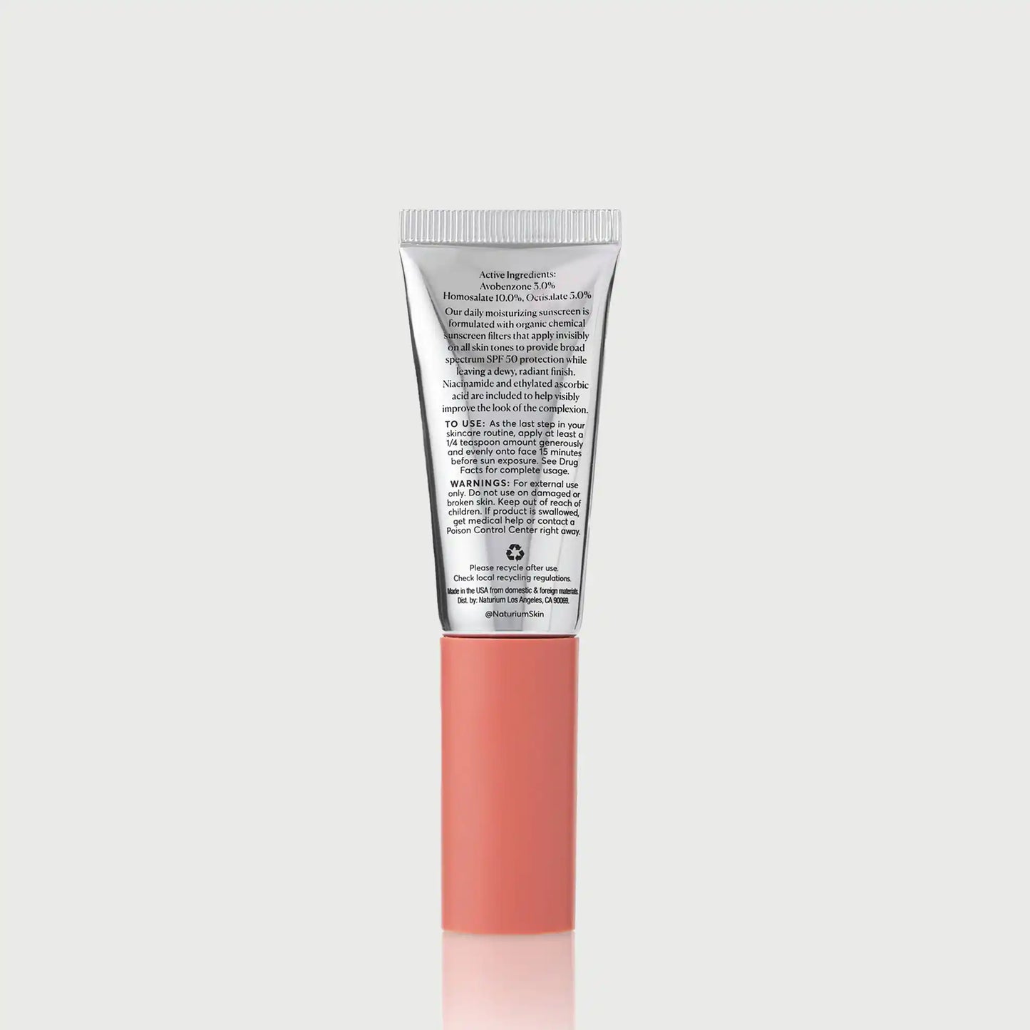 dew-glow-moisturizer-spf-50-travel-size-d2 NATR-10157_Dew-Glow-Moisturizer-SPF-50-Mini_back_capon_bonebkgd_d7cb9bbb-e294-42e2-8d5a-28c73c09b5b5.webp