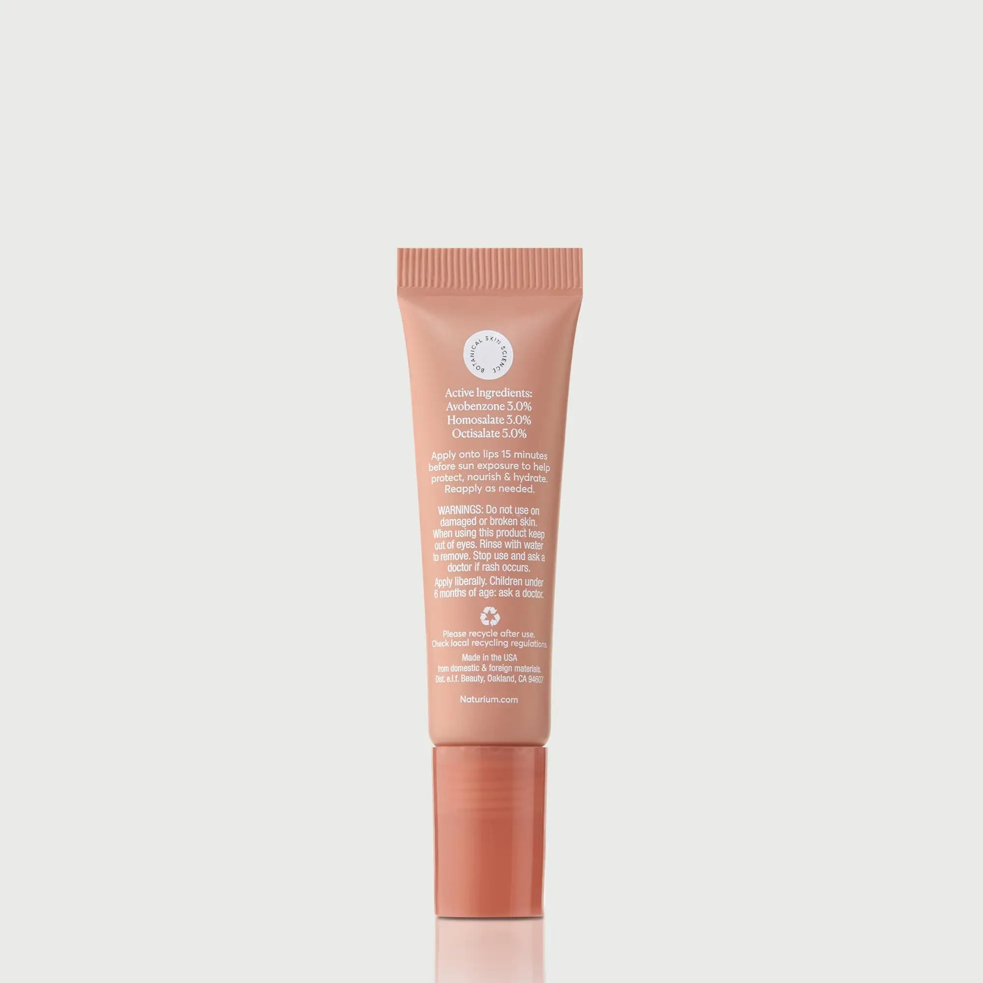 phyto-glow-lip-balm-spf-45-getaway-z7 NATR-10126_PhytoGlow_SPF_Getaway_primary_capon_back_bonebkgd_1.webp