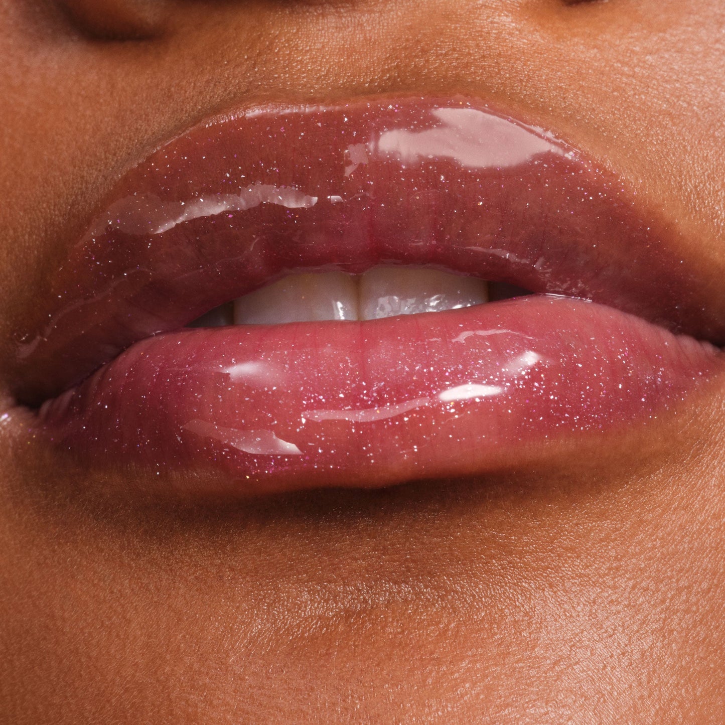 phyto-glow-lip-balm-shimmer-solar-i6 NATR-60145-Phyto-Glow-Lip-Hover-Solar.jpg