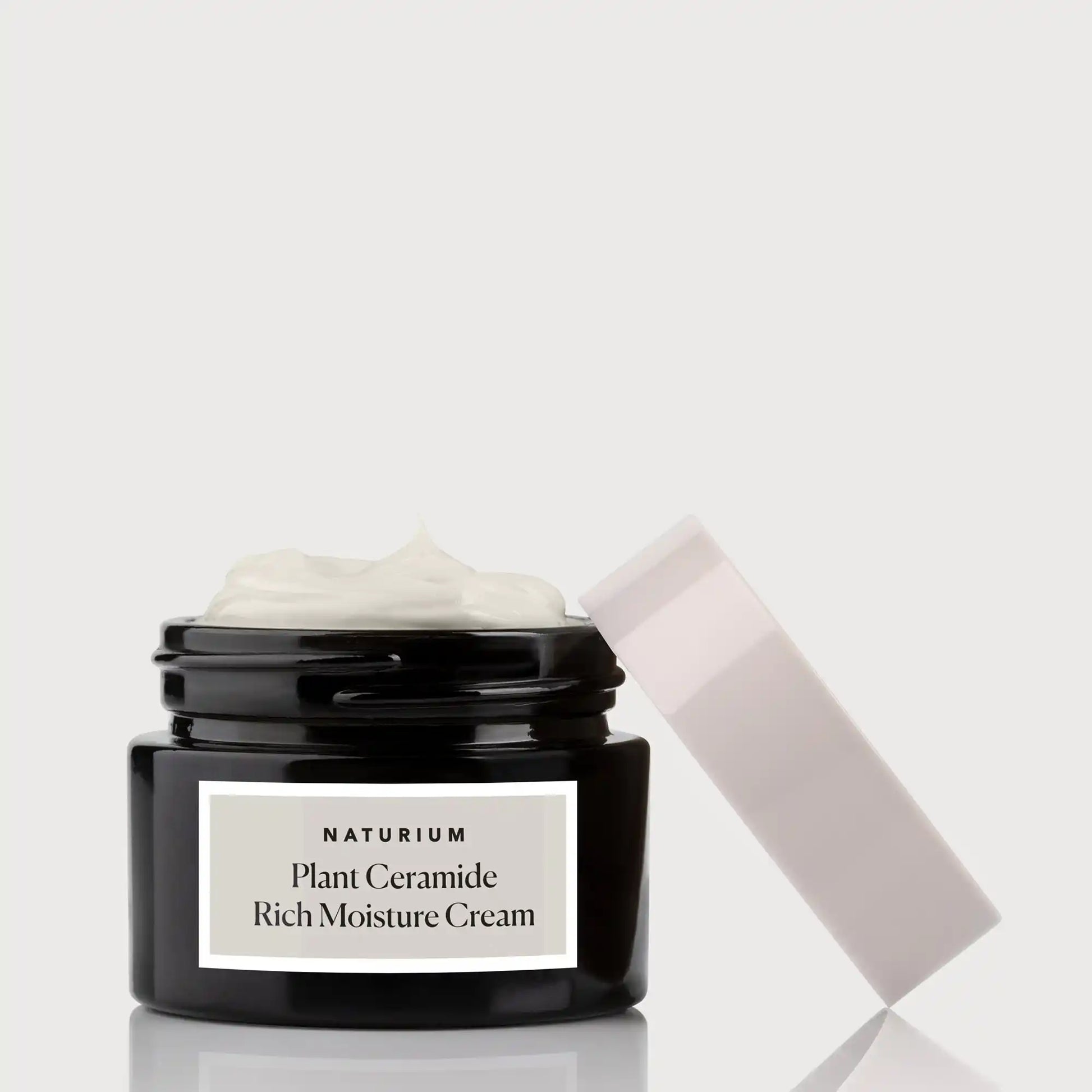 plant-ceramide-rich-moisture-cream-t8 NATR_Catalog_PCRM-Cream-CapOff.webp