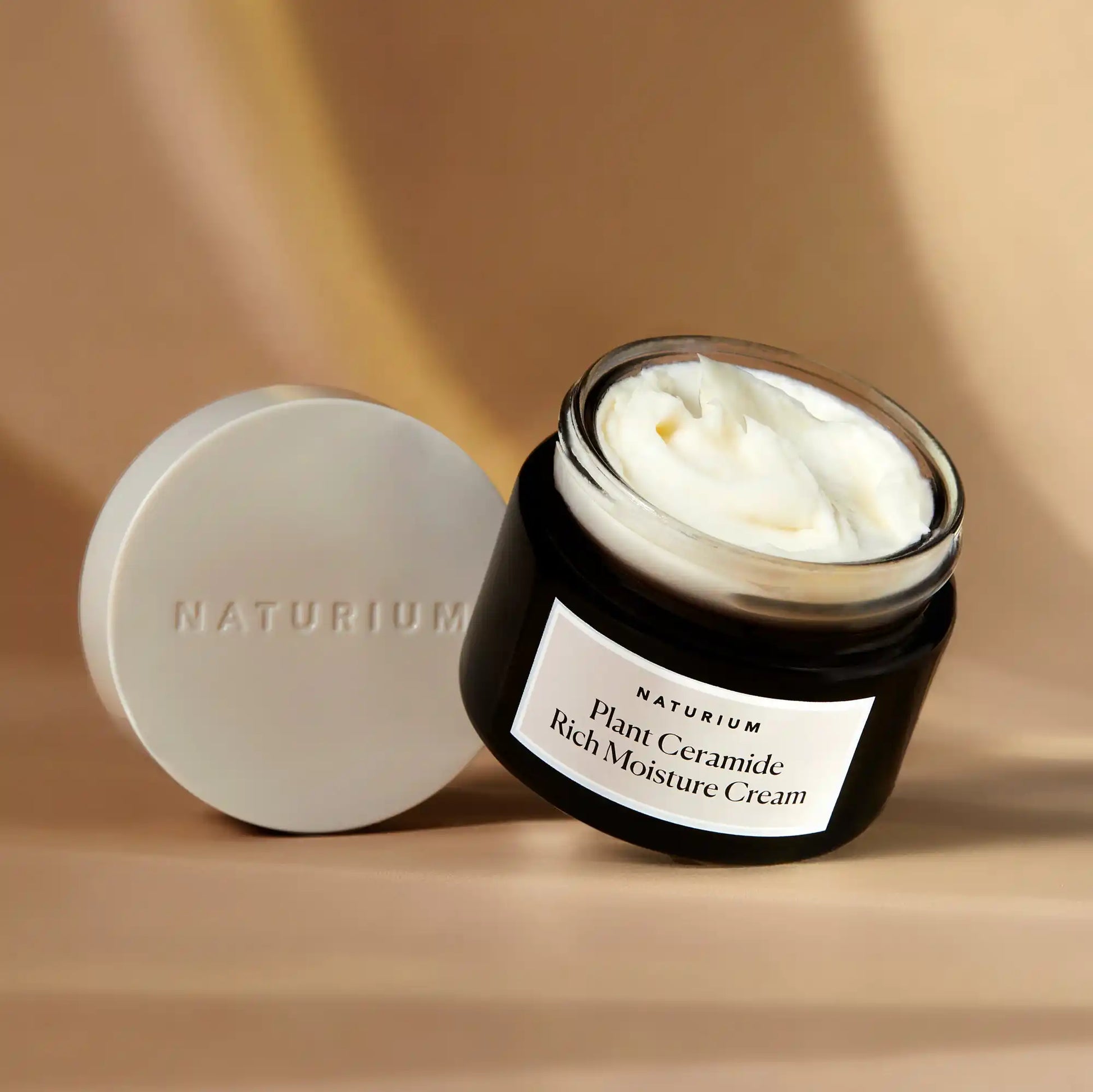 plant-ceramide-rich-moisture-cream-t8 plantceramide_0154-crop_1.webp